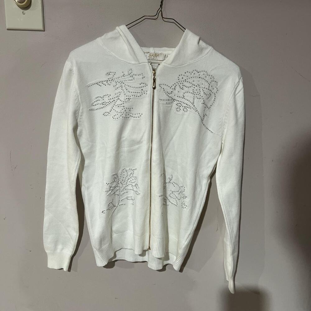 White zip up sweater
